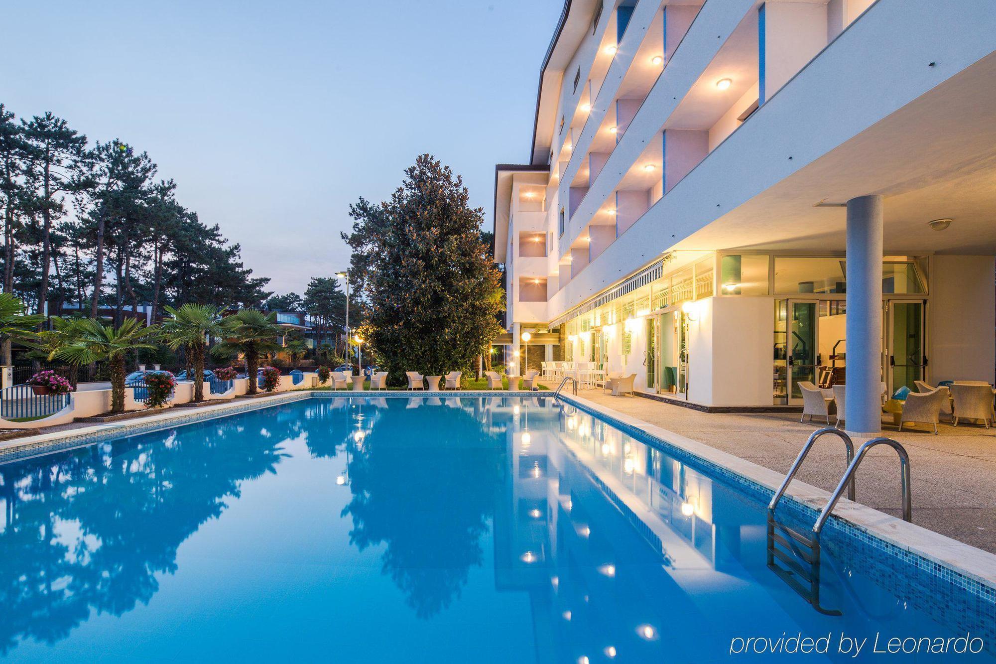 Hotel Olympia Lignano Sabbiadoro Eksteriør bilde